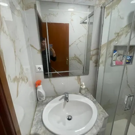Residencia Familiar Homestay *