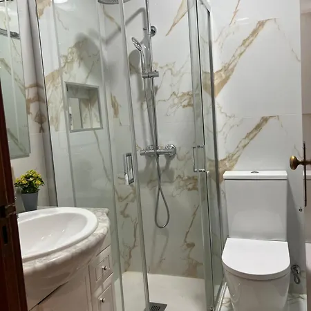 Residencia Familiar Homestay *
